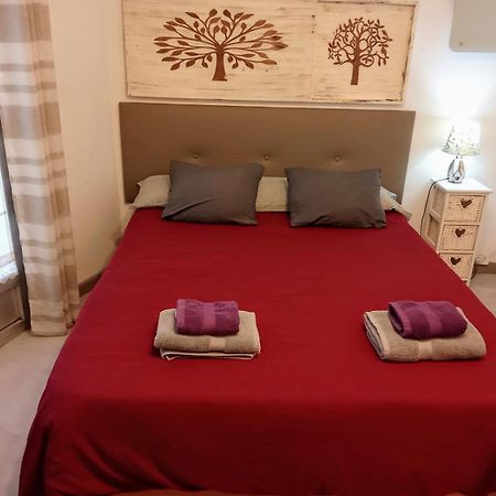 Casita Junto Al Rio En Un Entorno Natural 蒙福特·德·莱蒙斯 外观 照片